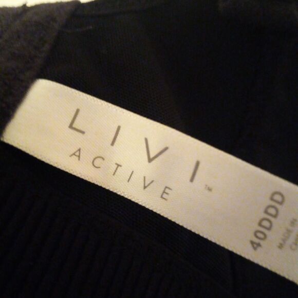 LIVI Active Wireless Sports Bra-Size 40DDD-Adjustable Strap-Convertible-Mesh Bac - Picture 9 of 12